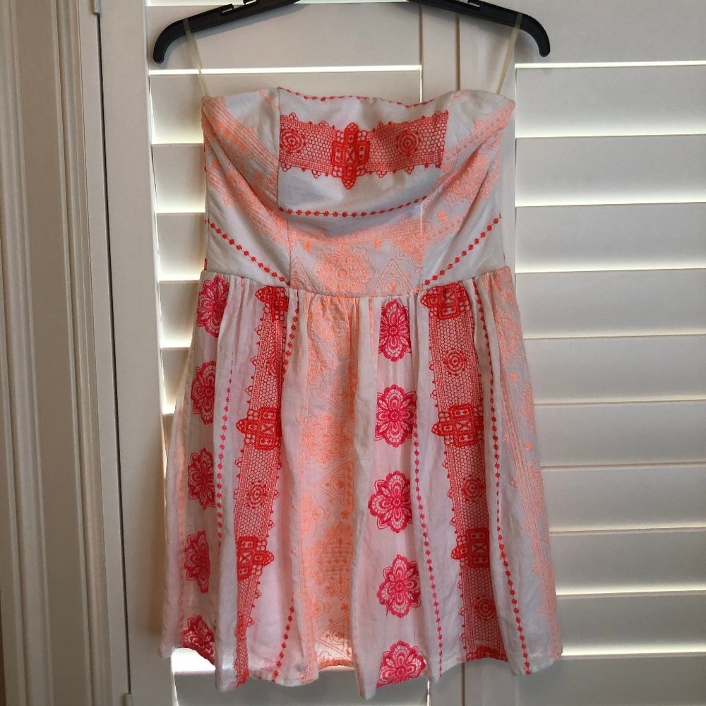 Fun Summer Strapless Dress